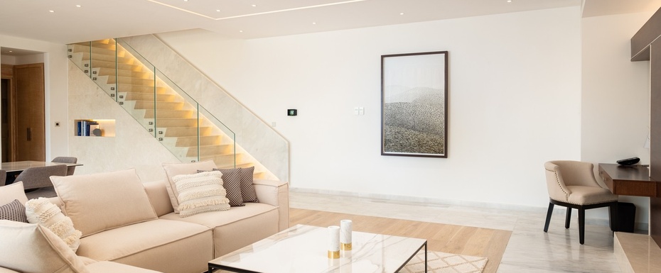 Two-bedroom Seafront Villa with Private Pool
