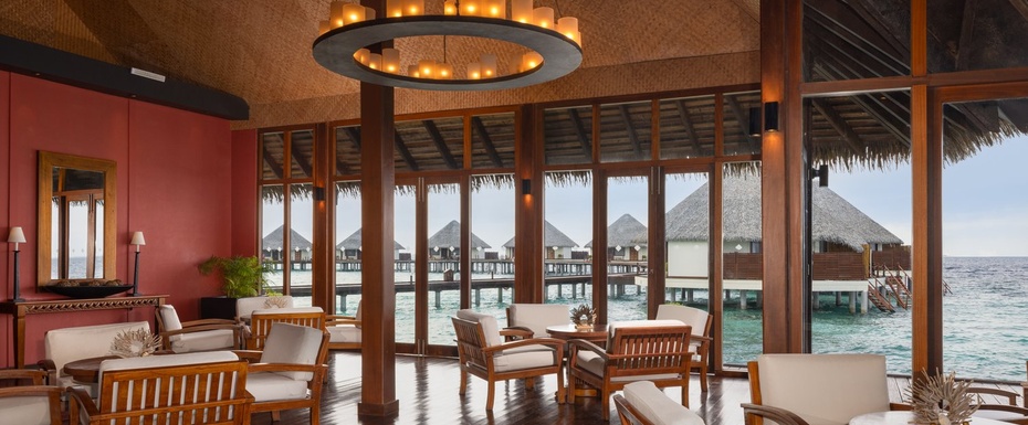 WATER VILLA RESTAURANT & LOUNGE