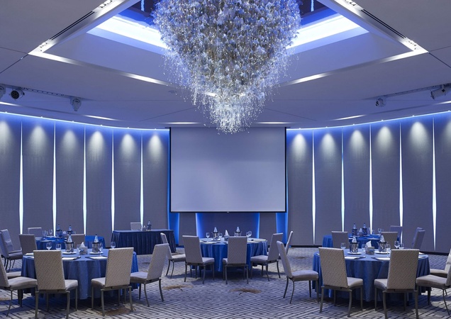 Four Seasons Hotel