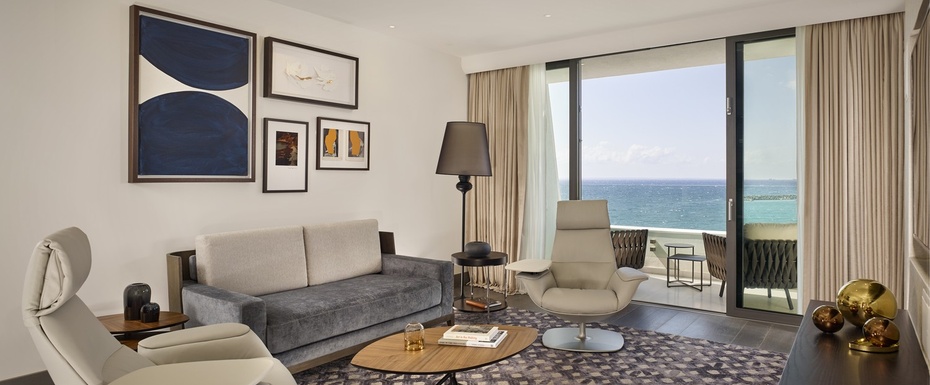 The Business Suite Sea View