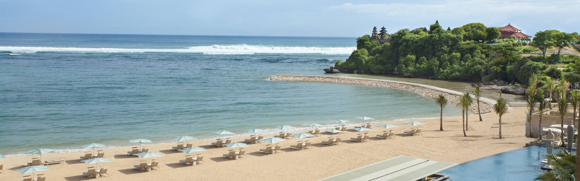 Mulia Resort - Background
