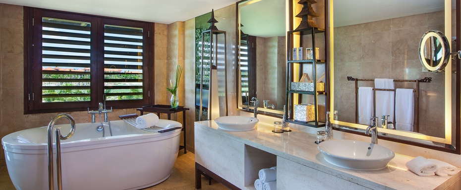 St. Regis Suite