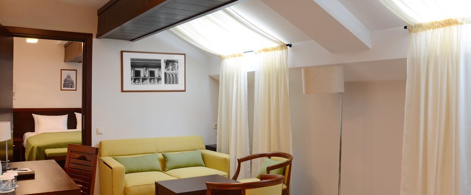 Luxury Suite