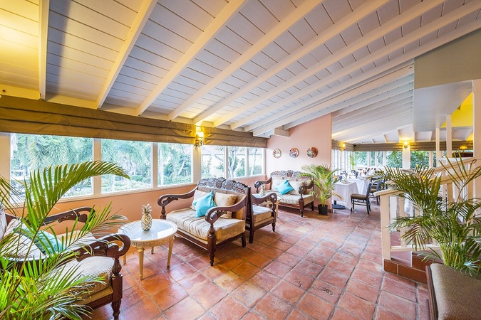 Pineapple Beach Club - All Inclusive