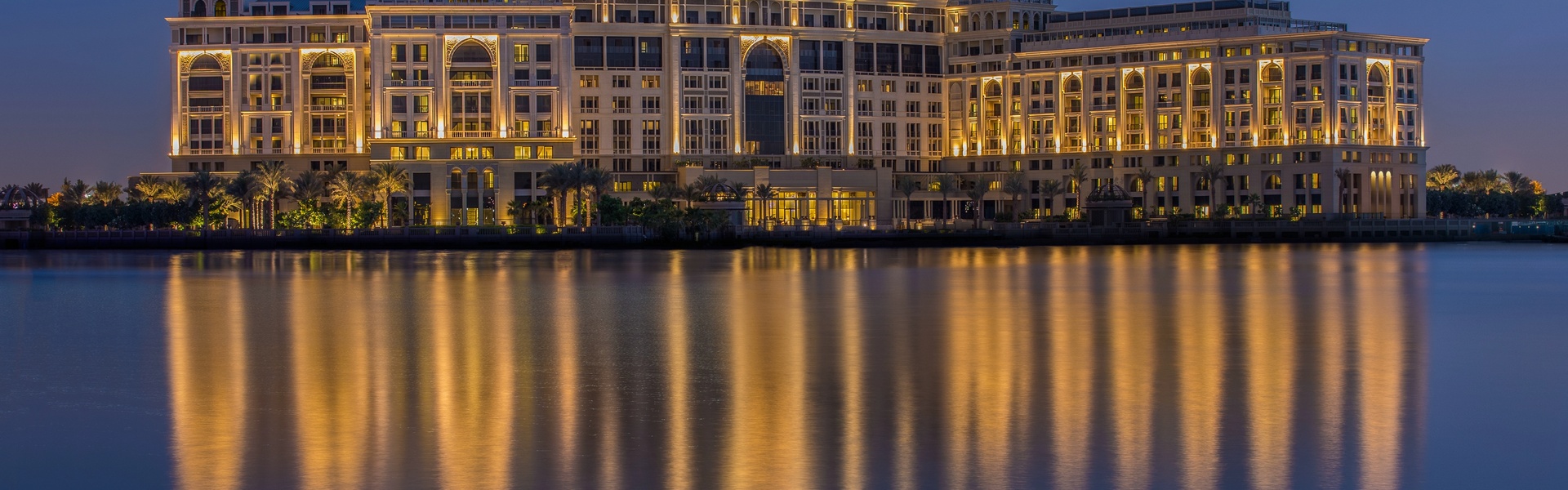 Palazzo Versace Dubai - Background