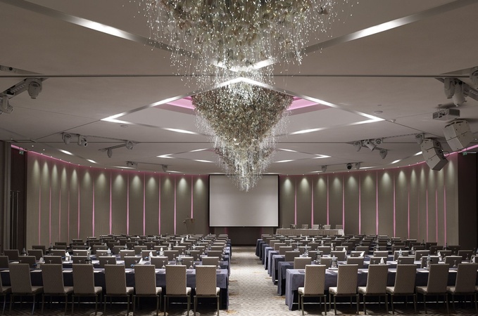Four Seasons Hotel