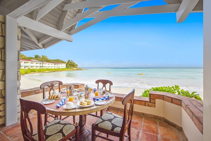 Pineapple Beach Club - All Inclusive