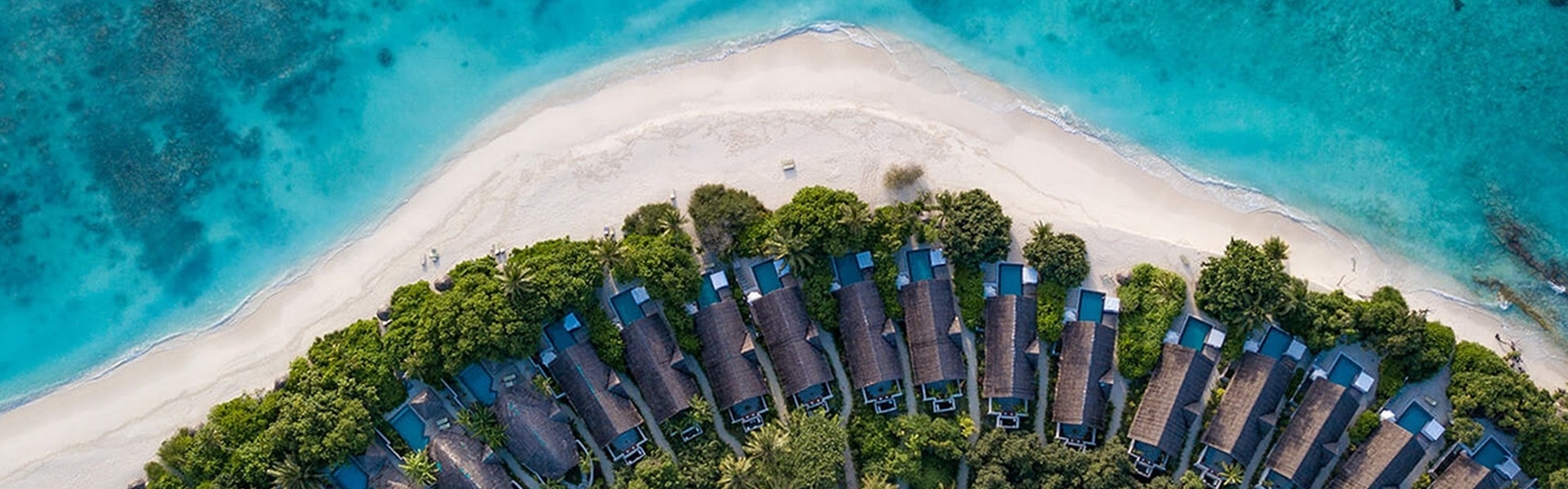 Furaveri Island Resort & Spa - Background