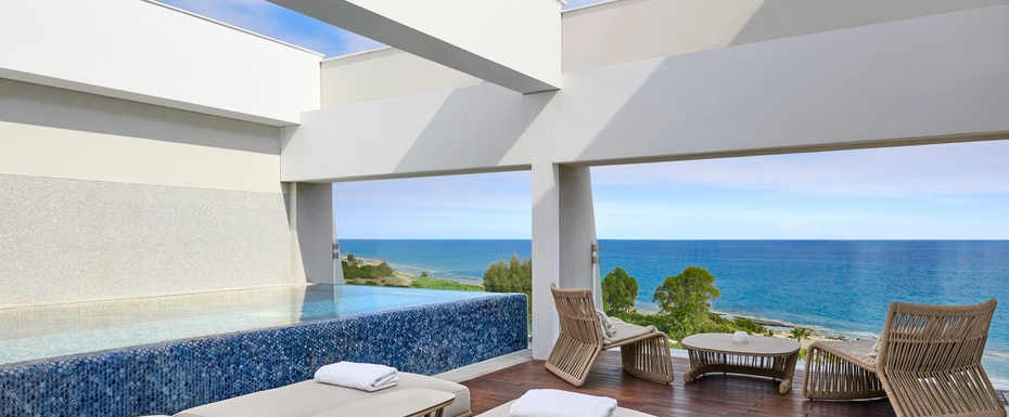 The Amphora Suite Sea View with Private Pool