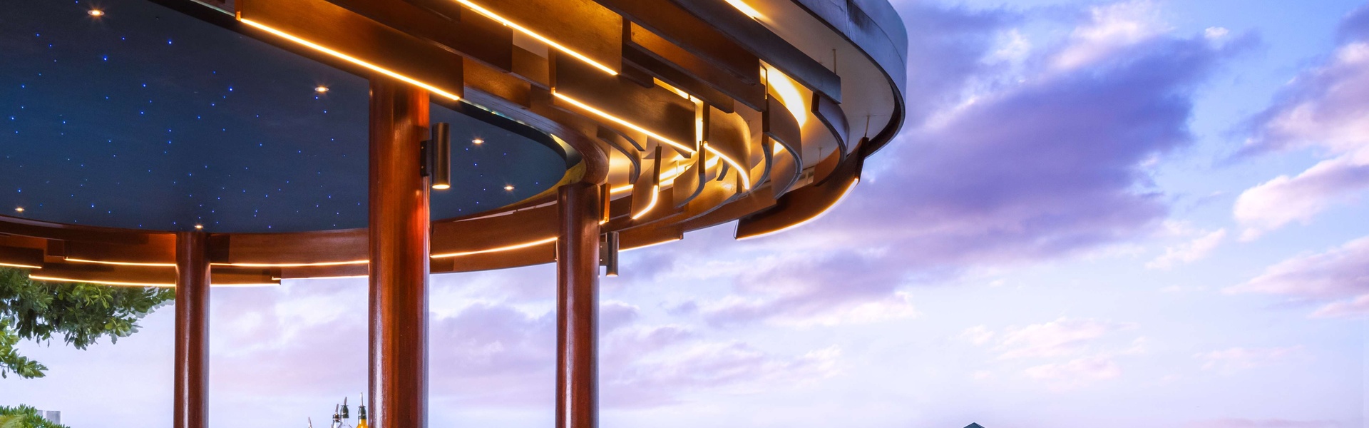 Adaaran Select Meedhupparu - Background