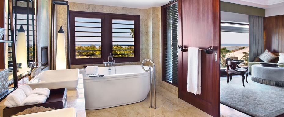 Grande Astor Suite (2 Bedroom)