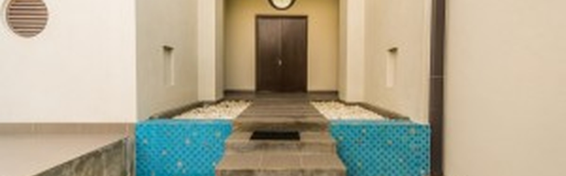 CASA BLUE RIPPLE - Background