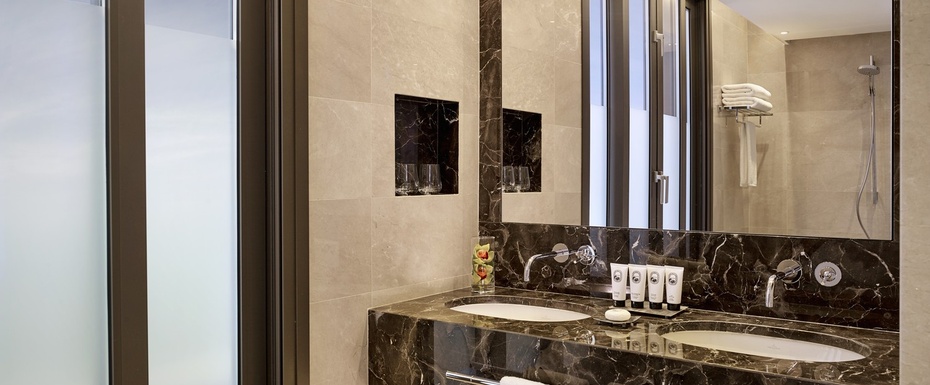 The Amphora Suite Sea View with Private Pool