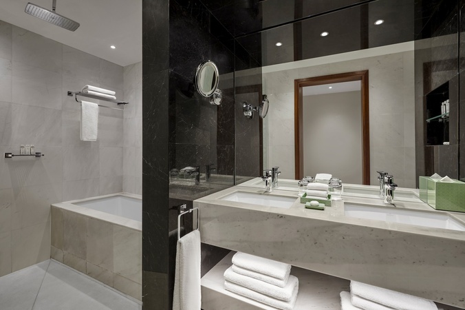 Parklane, a Luxury Collection Resort & Spa